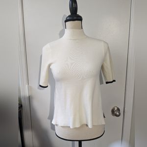 Moth by Anthropologie Turtle neck XS sweater Blouse